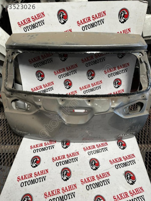 TOYOTA AURİS BAGAJ KAPAĞI ÇIKMA YEDEK PARÇA
