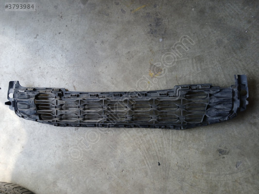 Citroen ds4 çıkma ön tampon ızgarası