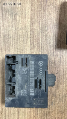 4F0959795Q audi a4 sağ arka kapı beyni