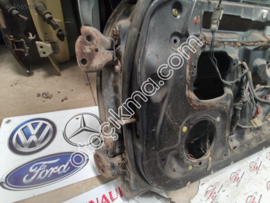 HONDA PRELUDE SAĞ ÖN KAPI MENTEŞESİ