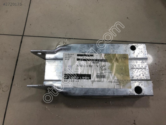 MERCEDES C SERİ W204 ÖN TAMPON SAĞ TAMPON BABASI 2046200995