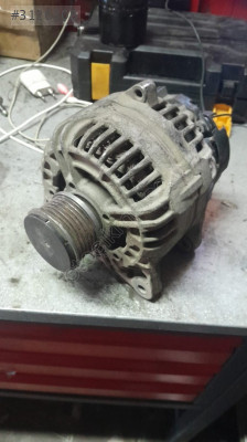 Renault clio  1.5 sarz dinamosu çıkma