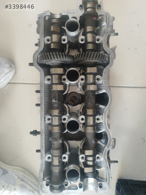 Toyota Corona Carina silindir kapak karbüratörlü