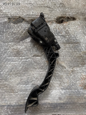 Ford c-Max gaz pedalı