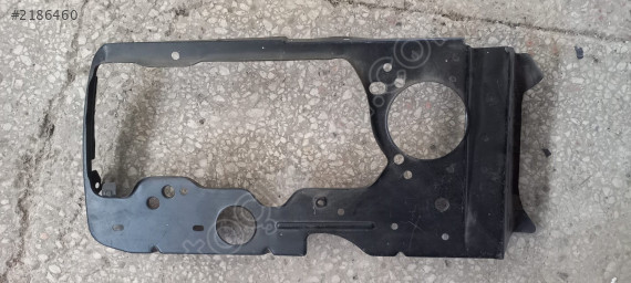 Renault R9 far sacı sağ OEM 7704002028 orj sıfır