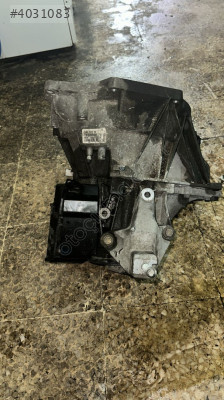 XS4R 7002 CF 2001 FORD FOCUS 1.4 BENZİNLİ ŞANZUMAN (ESKİ İAD