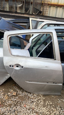 RENAULT CLİO 3 SAĞ ARKA KAPİ EYÜPCAN OTO