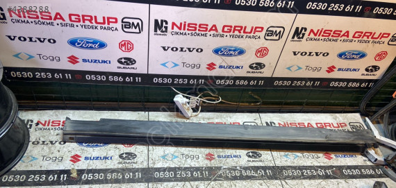 VOLVO XC40 SOL MARŞPİYEL BAKALİTİ ORJİNAL ÇIKMA YEDEK PARÇA