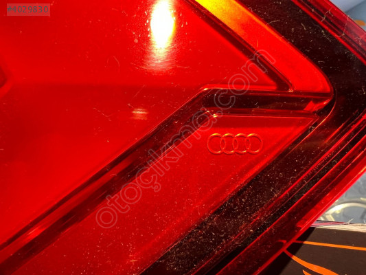 82A945092A AUDİ A1 20 LED SAĞ DIŞ STOP ORJ SÖKME