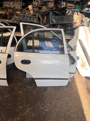 Hyundai Accent Sağ Arka Kapı / Yumurta Kasa