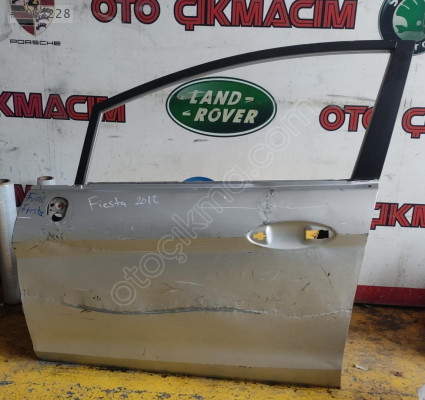 FORD FİESTA SOL ÖN KAPI