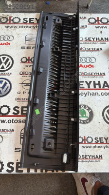 5N0863459 vw tiguan 2015 bagaj kilit karşılığı kaplaması