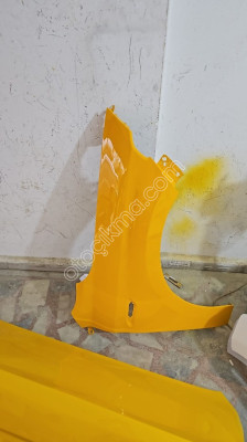 Fiat egea sağ çamurluk sarı boyalı hazır şekilde