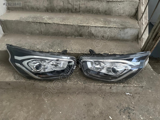 MİRİM OTODAN FORD CUSTOM SAĞ SOL FAR
