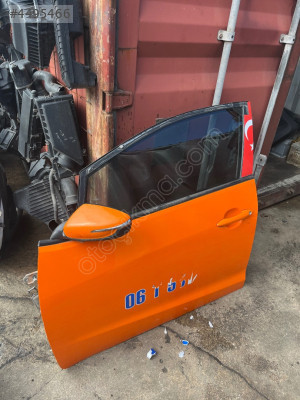 KİA CERATO SOL ÖN KAPI