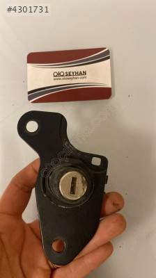 1T0827573 vw jetta 2008 bagaj kilidi anahtar mekanizması