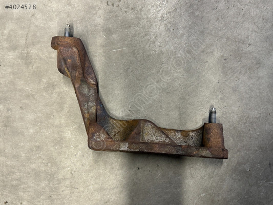 Renault- Nissan 1.3 Katalizatör bağlantı ayağı 20817211R