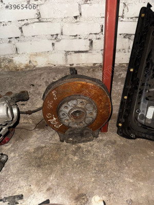 VOLKSWAGEN POLO SAĞ  ÖN TAŞIYICI