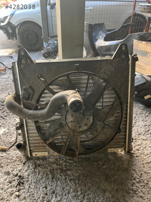 RENAULT KANGOO RADYATÖR FAN MOTORU