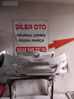Toyota yarıs ön tampon çıkma orjinal