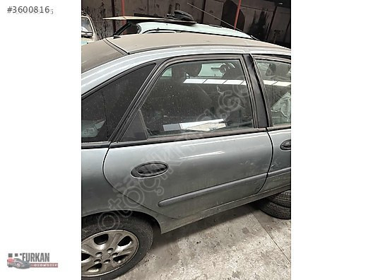 RENAULT LAGUNA SAĞ ARKA KAPI