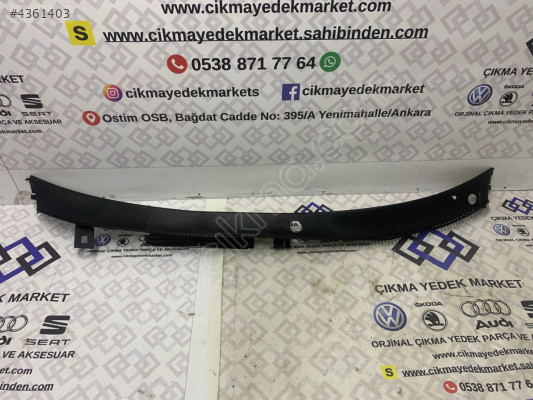 Volkswagen Passat 1997-2000 Cam Önü Izgarası 3B1819415