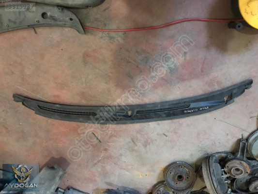 OTO CEM'DEN ÇIKMA VOLKSWAGEN POLO CLASSİC ÖN CAM ALT IZGARASI
