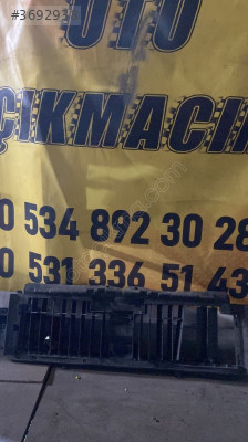 W213 Mercedes E Serisi Panjur Maskesi - Orijinal Kodu: A213500230