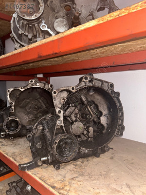 VOLKSWAGEN POLO HB 1.6 75LİK 5İLERİ ŞANZIMAN