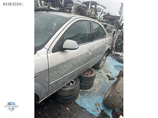 Ford Mondeo 2 Çıkma Sol Ön Kapı