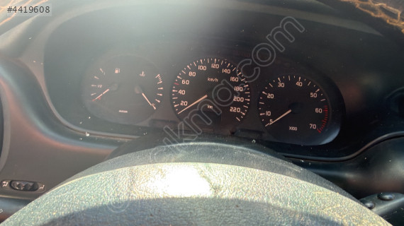 Renault Megane bir gösterge saati