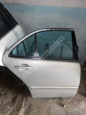 MERCDES W210 SAĞ ARKA KAPI GÜÇMANLAR OTO