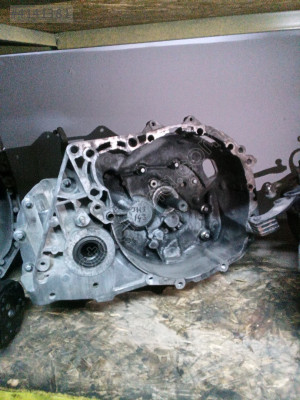RENAULT MEGANE 2 1.6 ŞANZIMAN JH3 143