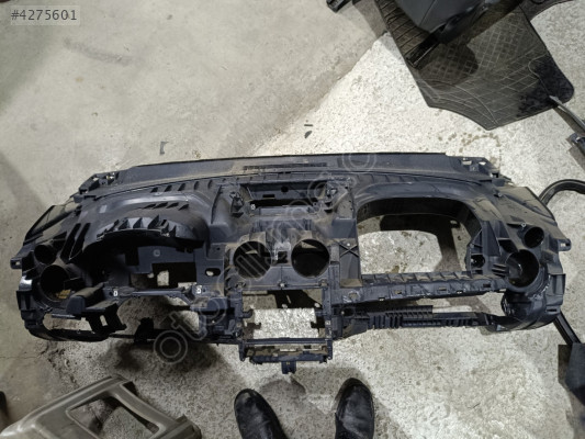 mitsubishi colt gögüslük