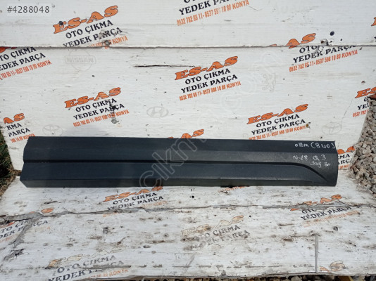 AUDİ Q3 SAĞ ÖN KAPI BANDI ÇIKMA ORJİNAL 2014-2018