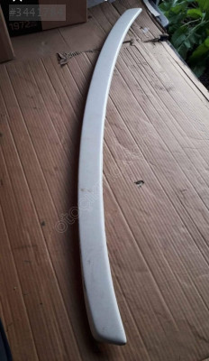 Toyota Corolla Bagaj kapağı spoileri