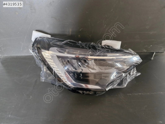 RENAULT CLİO 5 SAĞ ÖN FAR SIFIR KROM ZEMİN 2020-2024