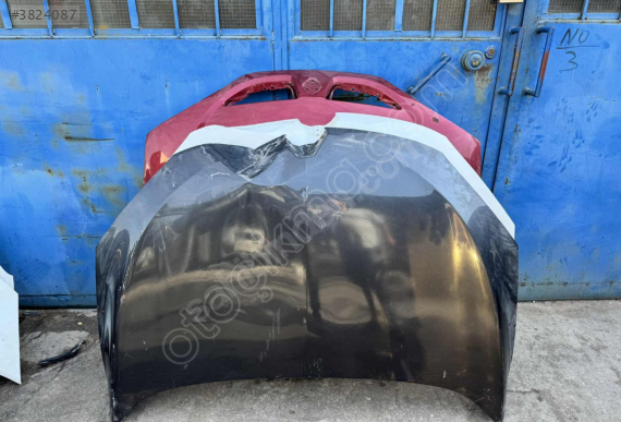 RENAULT MEGANE 3 MOTOR KAPUTU EYUPCAN OTO'DA