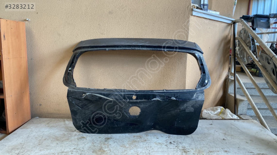 BMW E87 KASA 116 BAGAJ KAPAĞI
