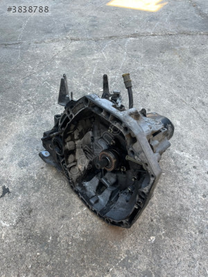 Renault Megan 2 Şanzıman Sökme Hatasız