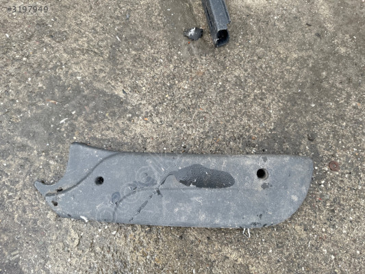 Fiat palio albea siena sağ koltuk yan plastiği