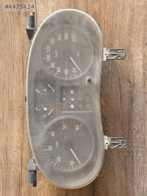 DACİA LOGAN KM SAATİ