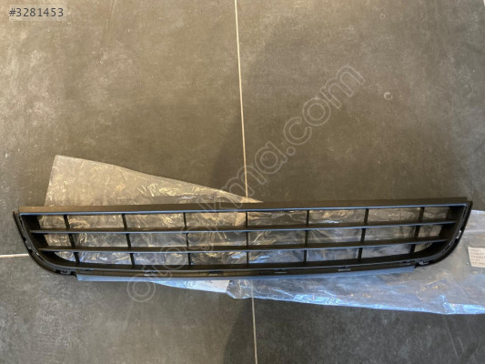 VOLKSWAGEN JETTA ORTA IZGARA KROMLU 2011 2015 5C6853671 SY