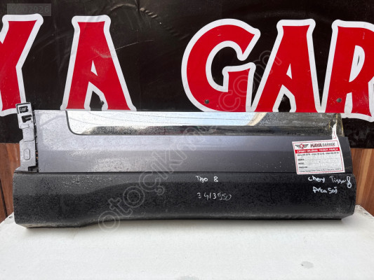 Chery tiggo 8 arka sağ kapı çıtası kapı bandı