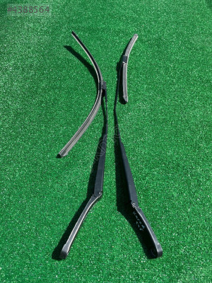 SKODA KAROQ ÖN CAM SİLECEK KOLLARI