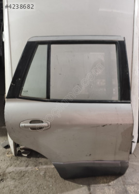 HYUNDAİ SANTA FE SAĞ ARKA KAPI DOLU ORİJİNAL PARÇA