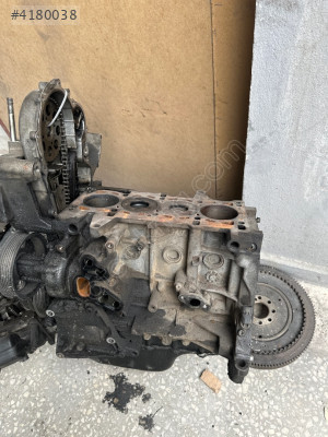 Fiat linea Doblo punto palio albea 1.3 multijet yarım motor
