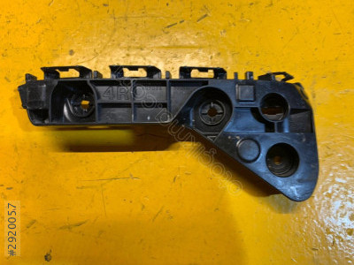 TOYOTA HİLUX 2021 SAĞ ÖN TAMPON DESTEK BRAKETİ 52115YP040  SIFIR