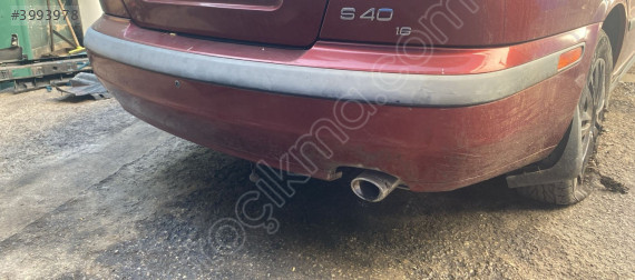 Volvo s40 çıkma hatasız arka tampon
