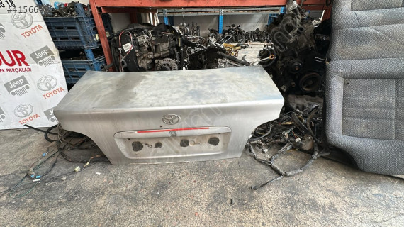 1998-2003 MODEL TOYOTA AVENSİS BAGAJ KAPAĞII